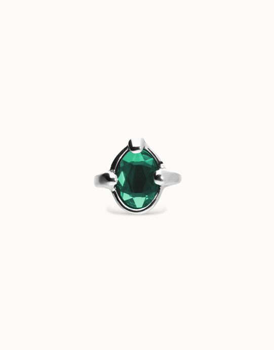 Anillo ba&ntilde;ado en plata con cristal facetado ovalado verde